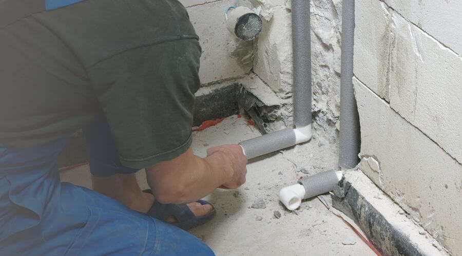 Expert burst pipe repair services in Garden, MI
